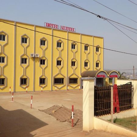 Hotel Altitel Bafoussam Exterior foto