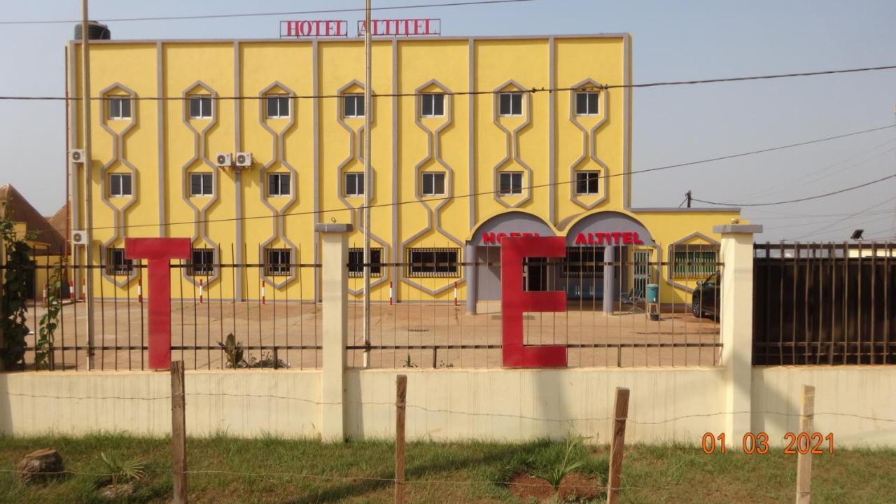 Hotel Altitel Bafoussam Exterior foto