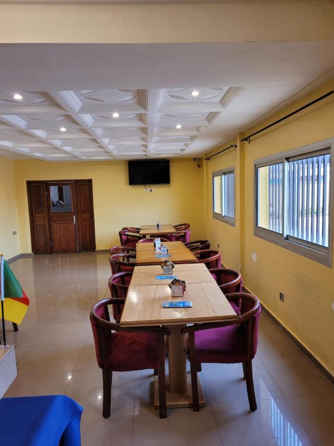 Hotel Altitel Bafoussam Exterior foto