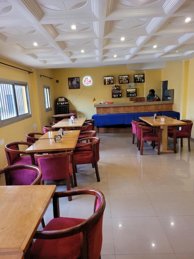 Hotel Altitel Bafoussam Exterior foto